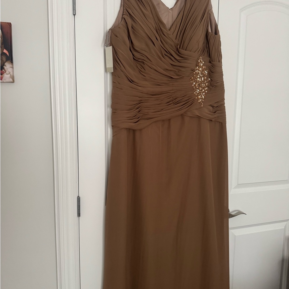 Mother of the Bride/Groom Elegant Brown Maxi Dress